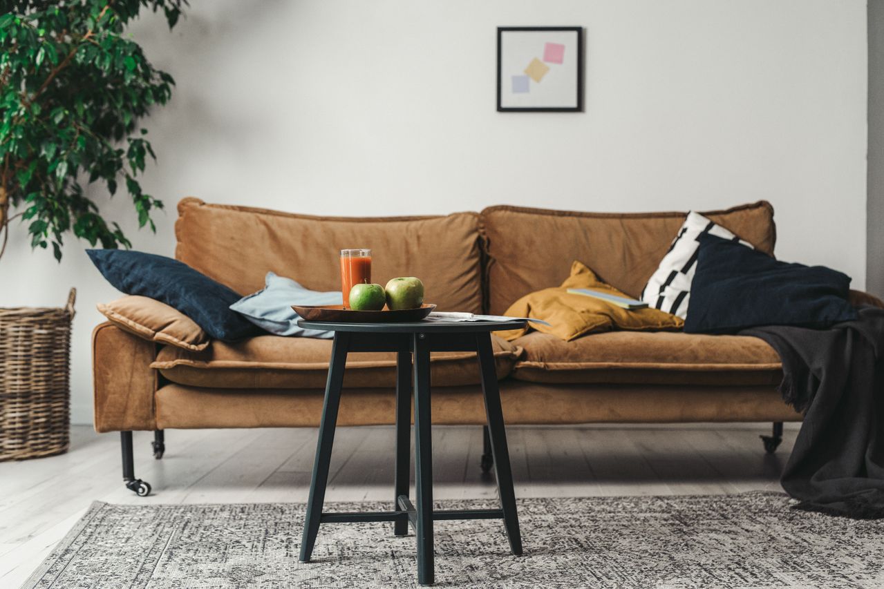 How to Know When It’s Time to See a Therapist Therapist-Couch